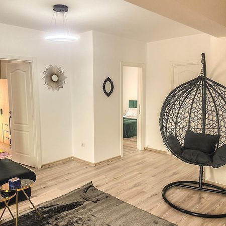 Апартаменты Luxury Bucovina Гура-Гуморулуй Экстерьер фото