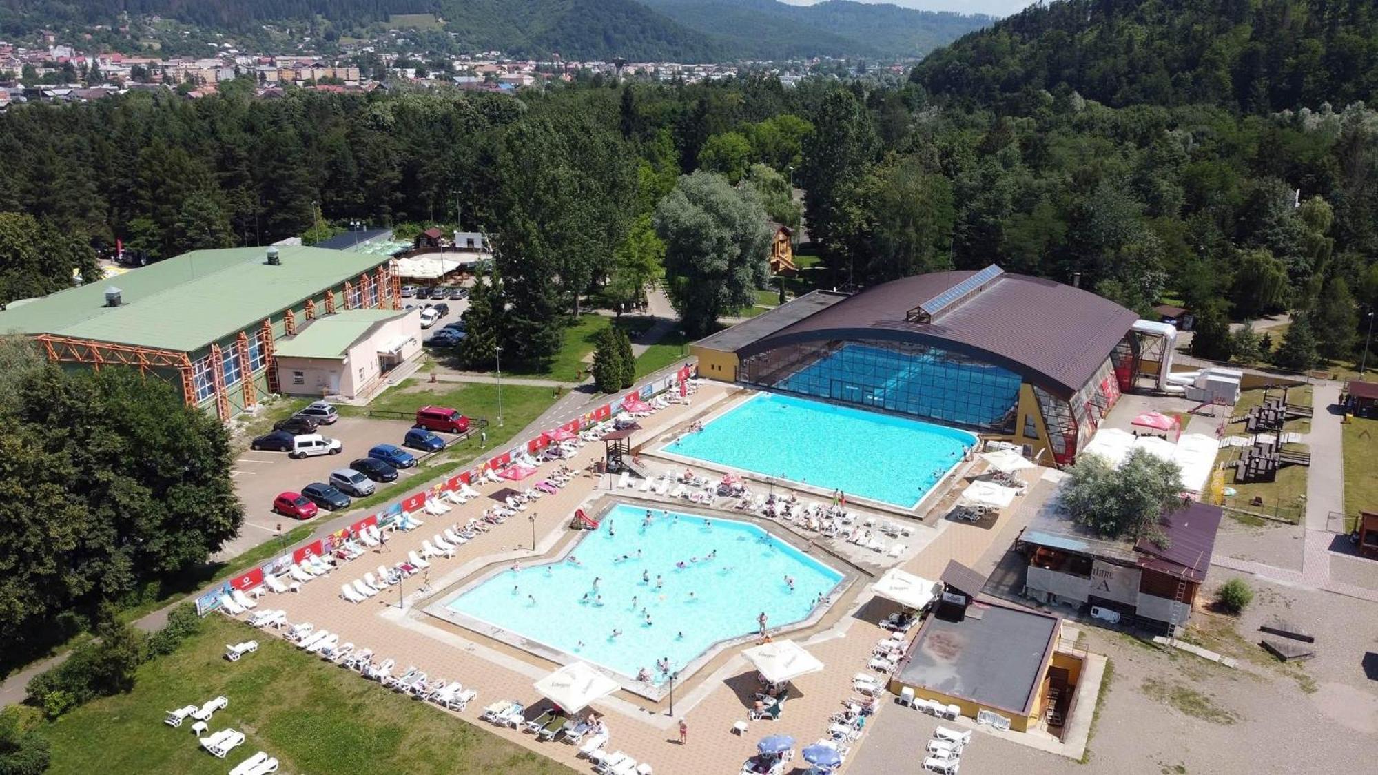 Апартаменты Luxury Bucovina Гура-Гуморулуй Экстерьер фото